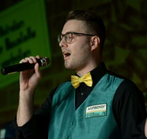 kostuemsitzung2a
