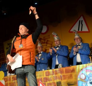 kostuemsitzung1a